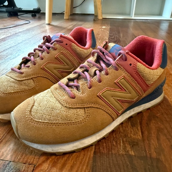 ⌛️SOLD⌛️New Balance 574 winter quilt | size W 7.5 - Picture 1 of 11